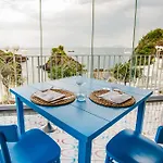 Hotell Delfini 4*