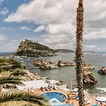 Delfini Hotel