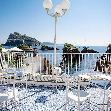 Hotel Delfini Isquia