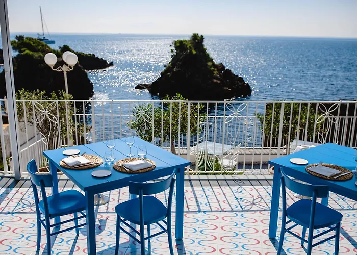 Hotel Delfini Isquia