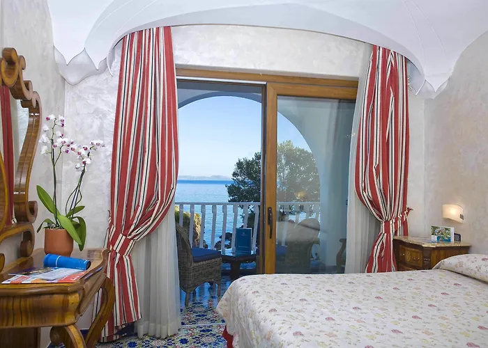 Hotel Delfini Isquia