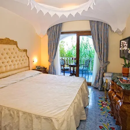 Hotel Delfini 4*